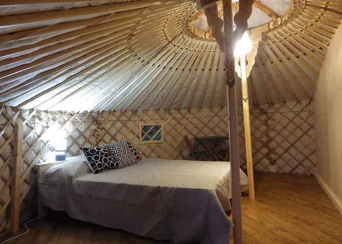 La Cera Farm Camping B&B